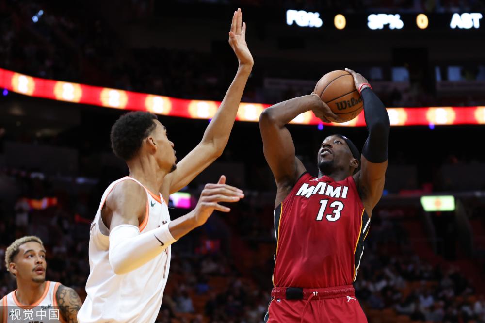 样的年轻球 样的年轻球